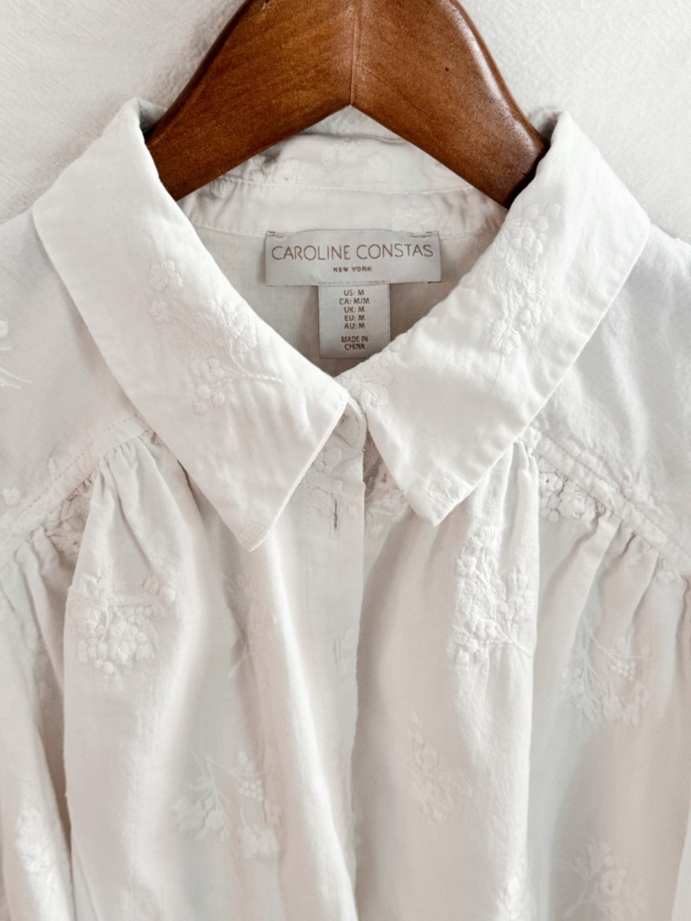 Caroline Constas - Picture 3 of 6